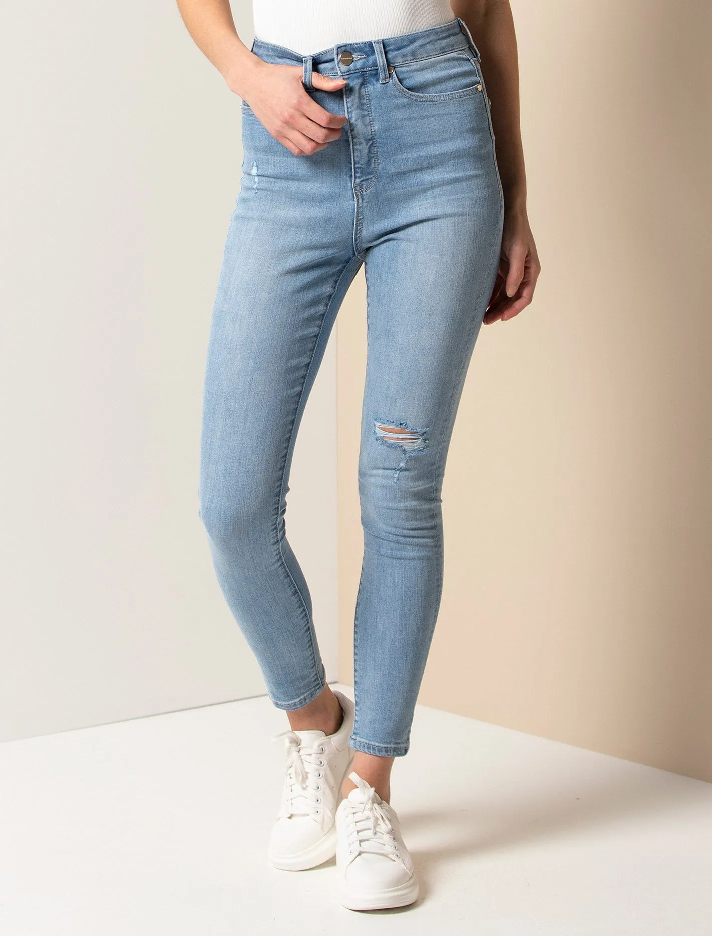 Bella High Rise Sculpting Jean