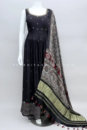 Black Naira Cut Palazzo with a Pure Ajrakh Dupatta