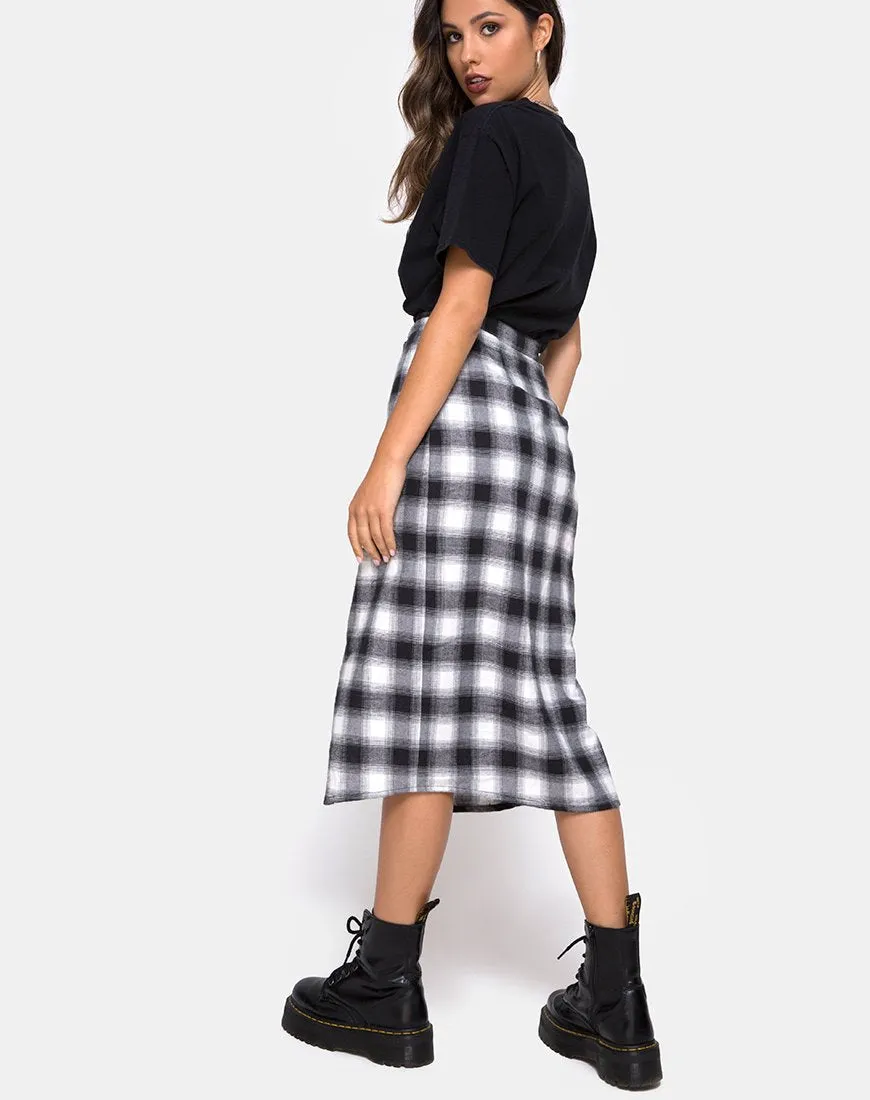 Kaisa Midi Skirt in Plaid Black and White