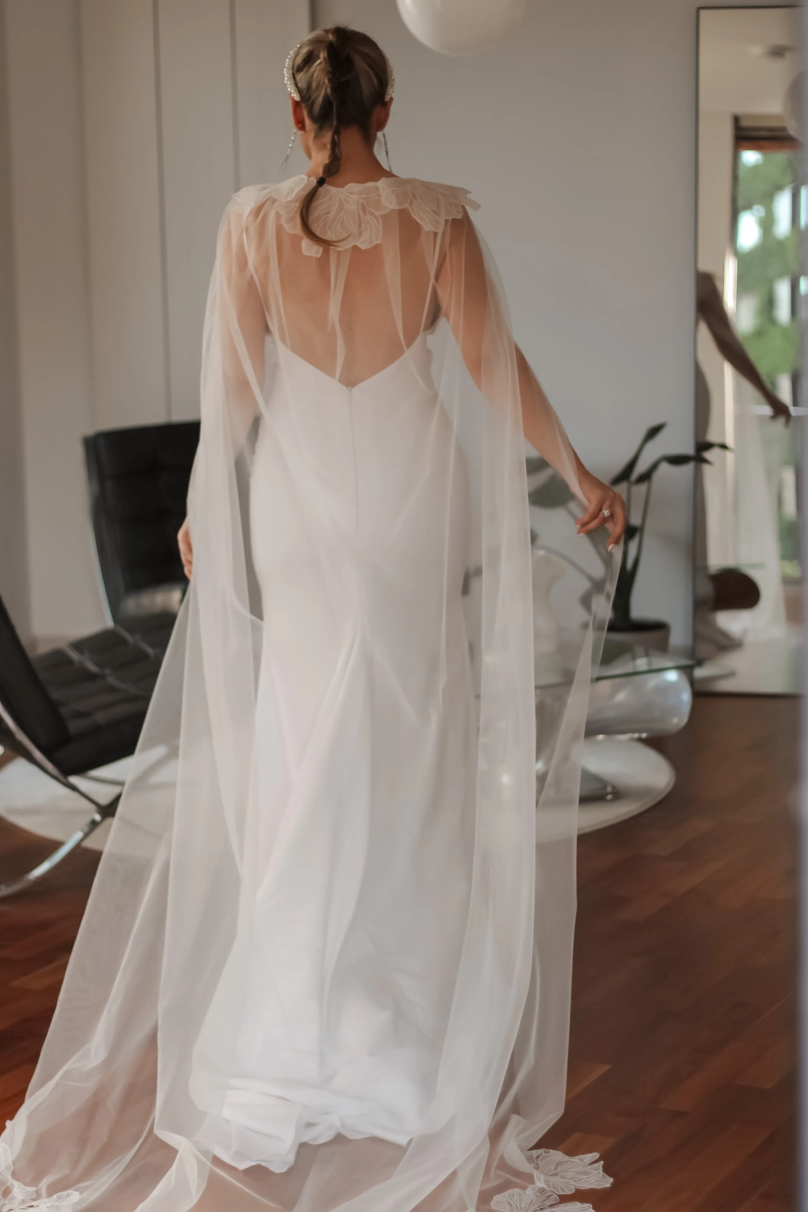 Lulu - Luxury Tulle Wedding Cape