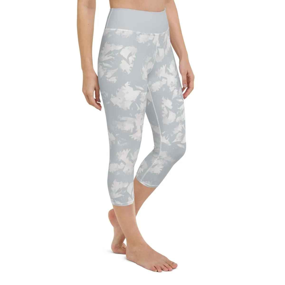 Silver Encounter Women's Capri Yoga Pants